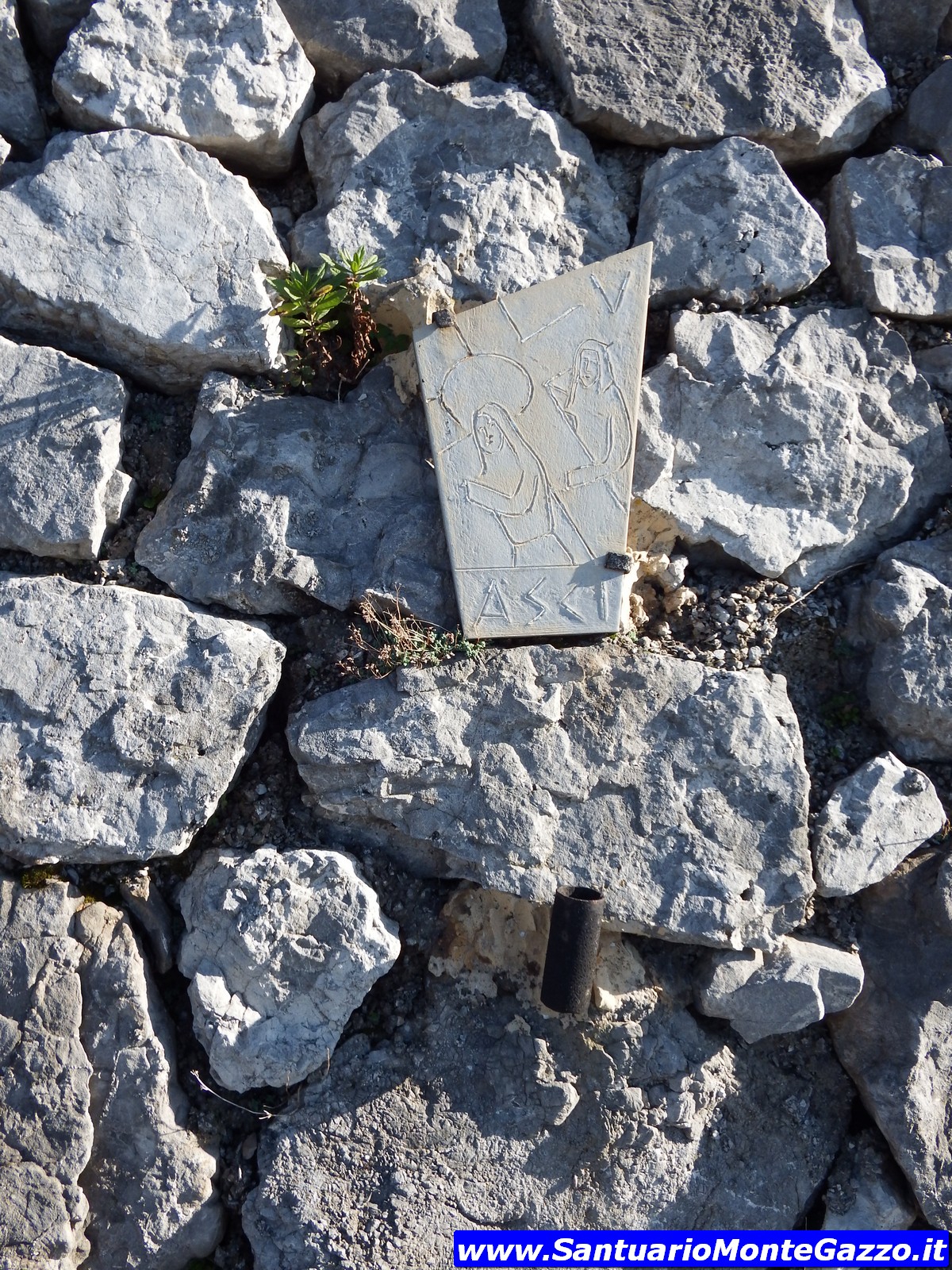 5 Stazione della Via Crucis del Santuario del Monte Gazzo